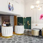 ホテル Nemzeti - Mgallery Collection 4*