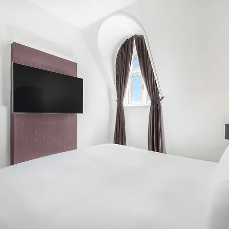 Nemzeti - Mgallery Collection Hotel 4*