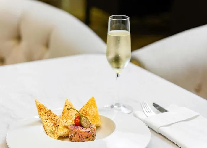 Szálloda Nemzeti - Mgallery 4*